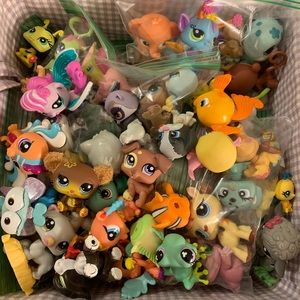 Bundle 4 LPS Littlest Pet Shop Cat Dog etc Mix Lot